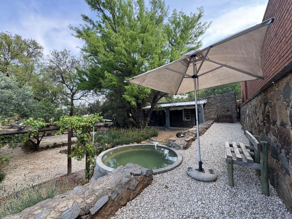 Karoo & Ko Unit 3: Old Stable "Glamping" photo